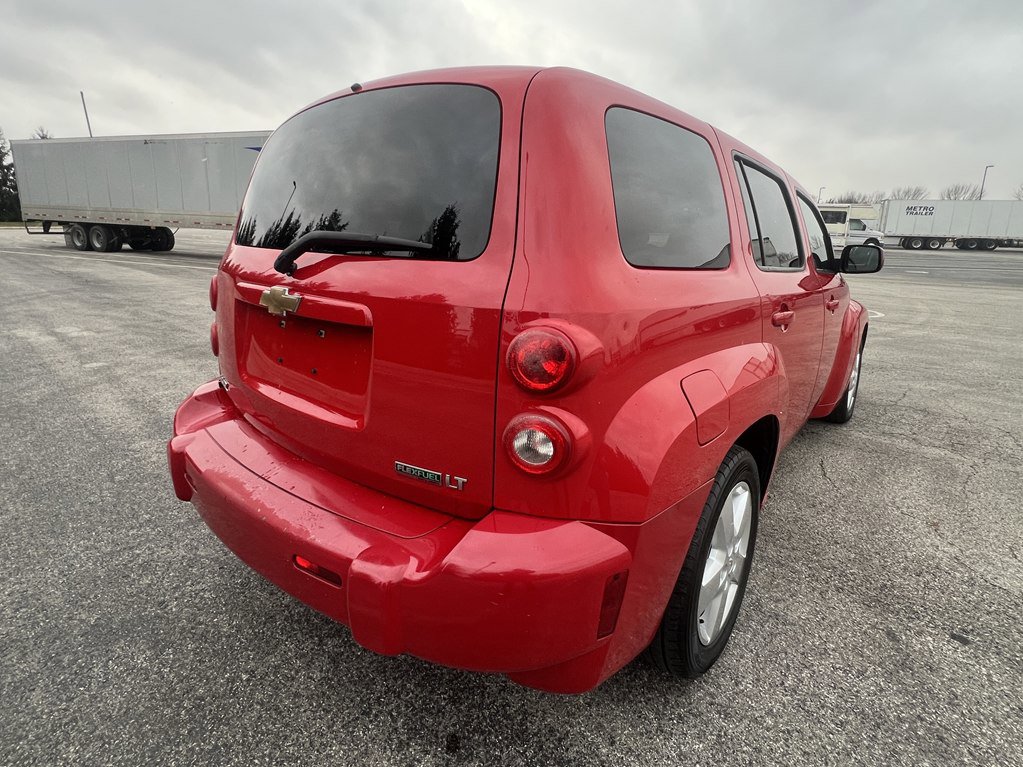 Used 2011 Chevrolet HHR LT image 5