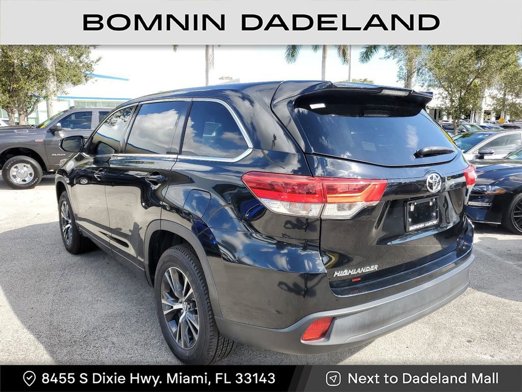 Used 2018 Toyota Highlander Plus image 3