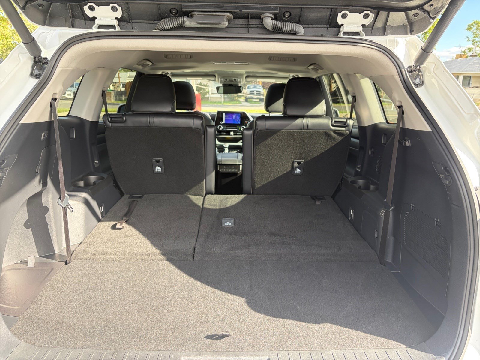 Used 2026 Toyota Highlander XLE AWD/4WD image 16