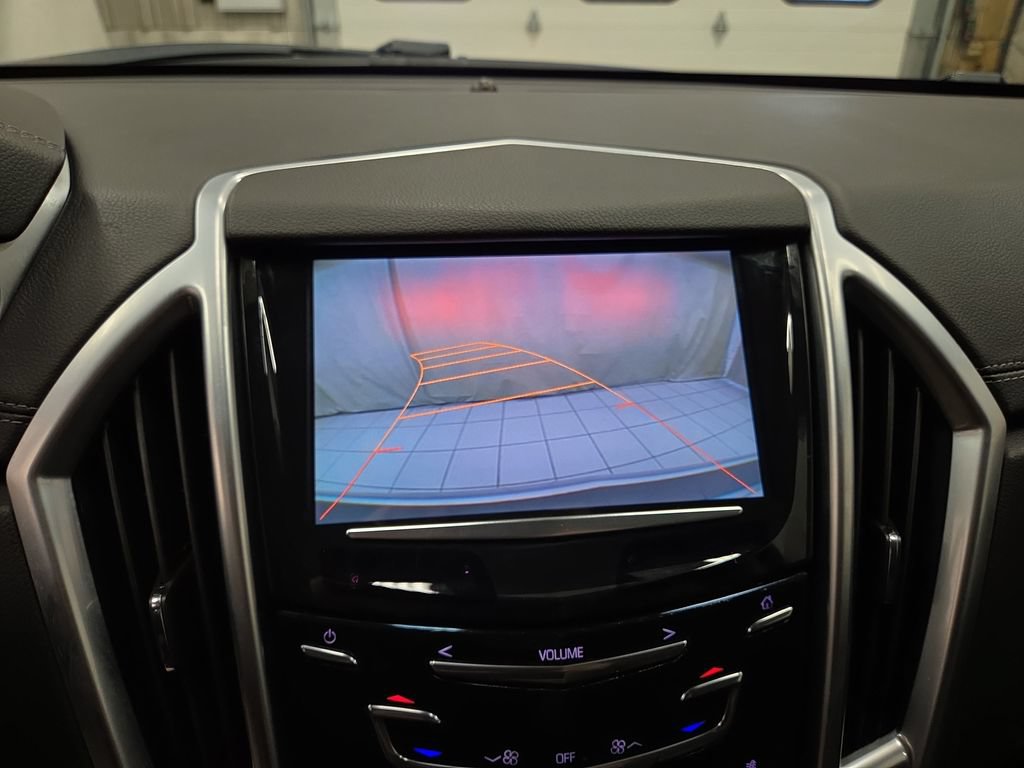 Used 2015 Cadillac SRX Luxury w/ Driver Awareness Package AWD/4WD image 25