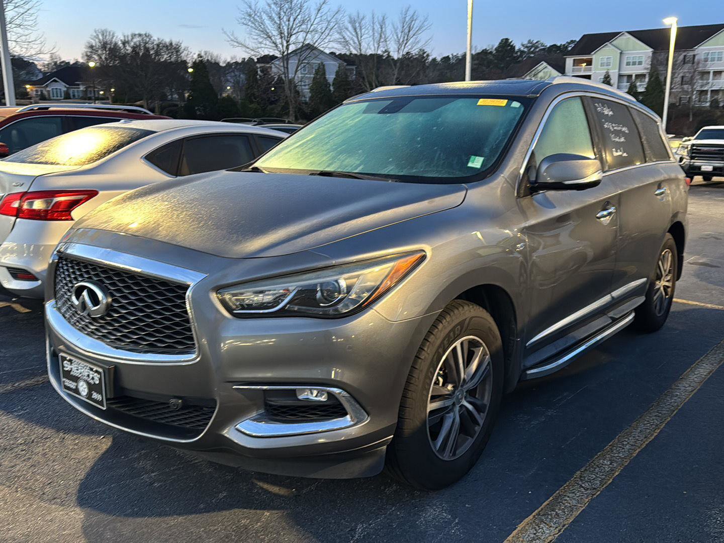 Used 2018 INFINITI QX60 FWD w/ Premium Plus Package image 1