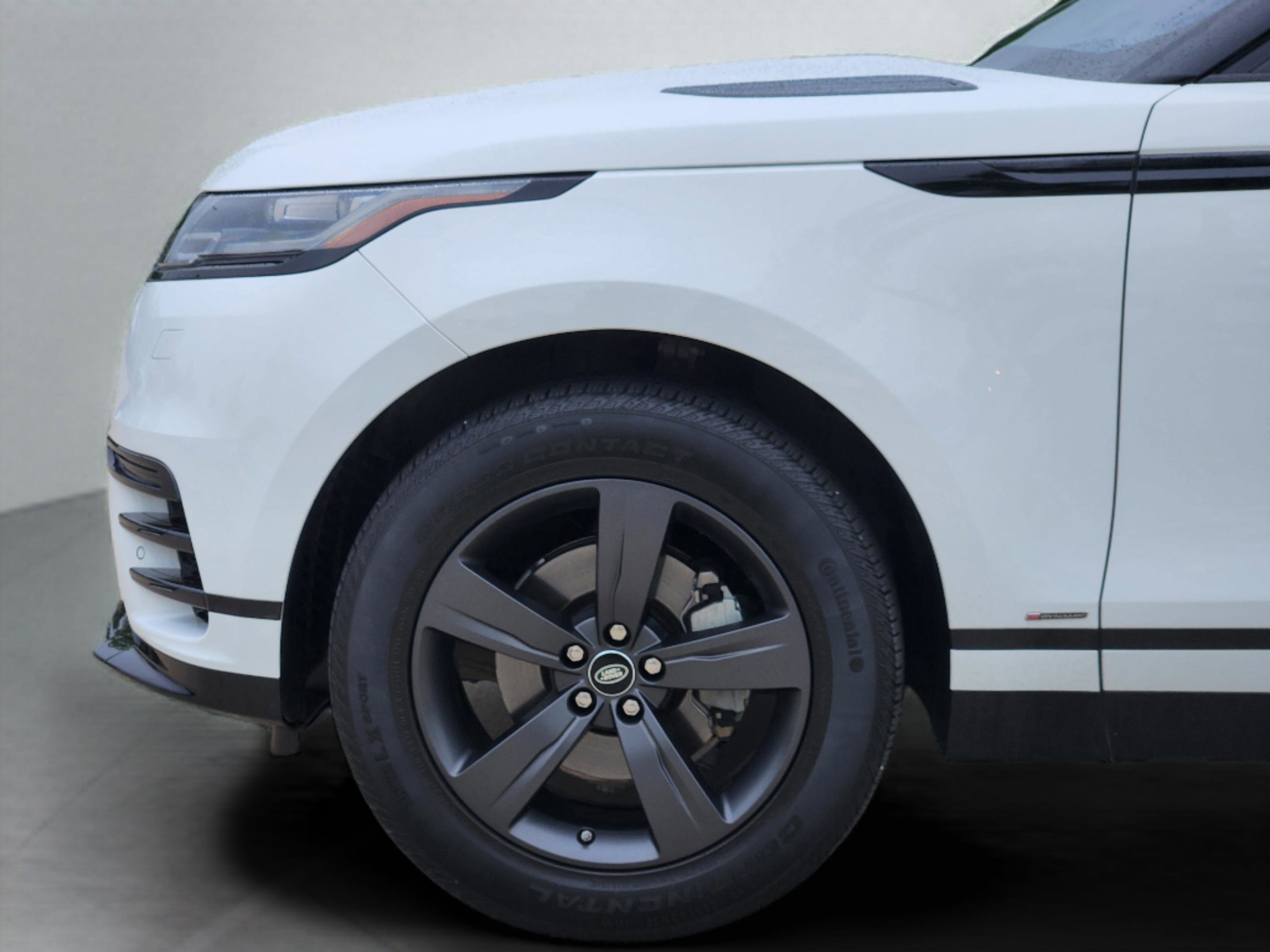 Used 2020 Land Rover Range Rover Velar R-Dynamic S AWD/4WD image 29