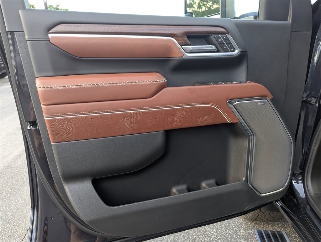 New 2026 GMC Sierra 2500 Denali Ultimate image 16