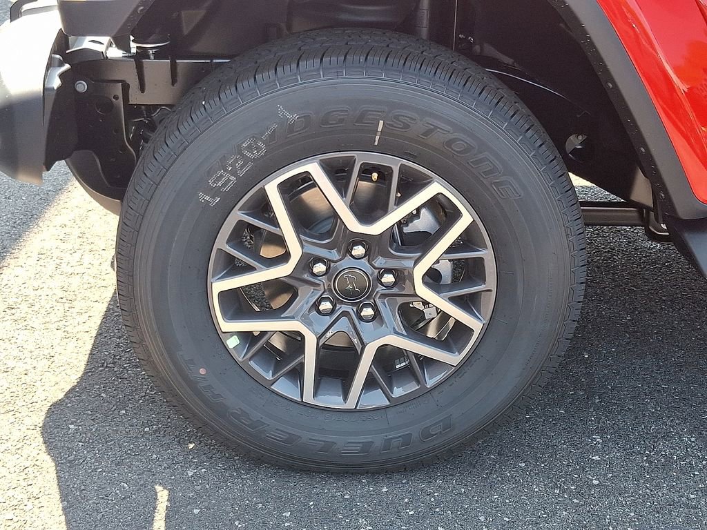 New 2025 Jeep Wrangler Sahara w/ Technology Group image 8