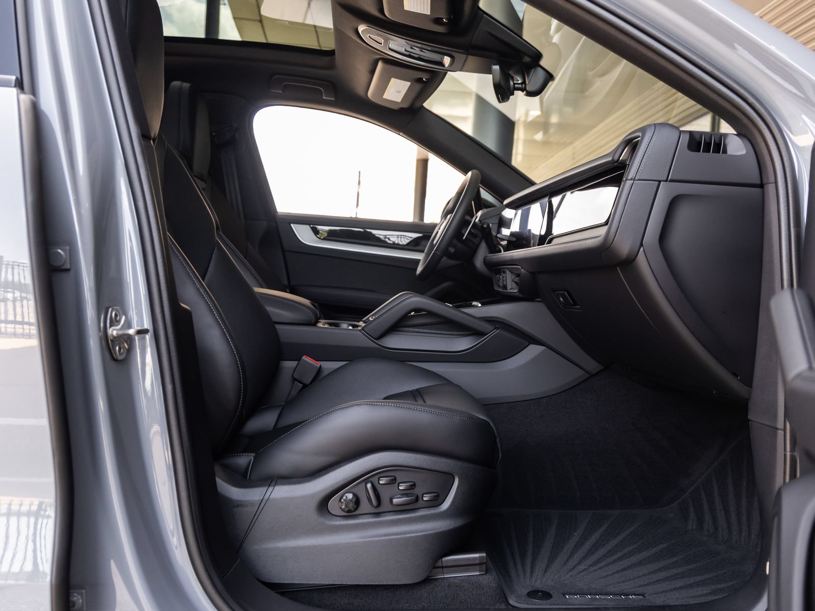 New 2026 Porsche Cayenne S AWD/4WD image 41