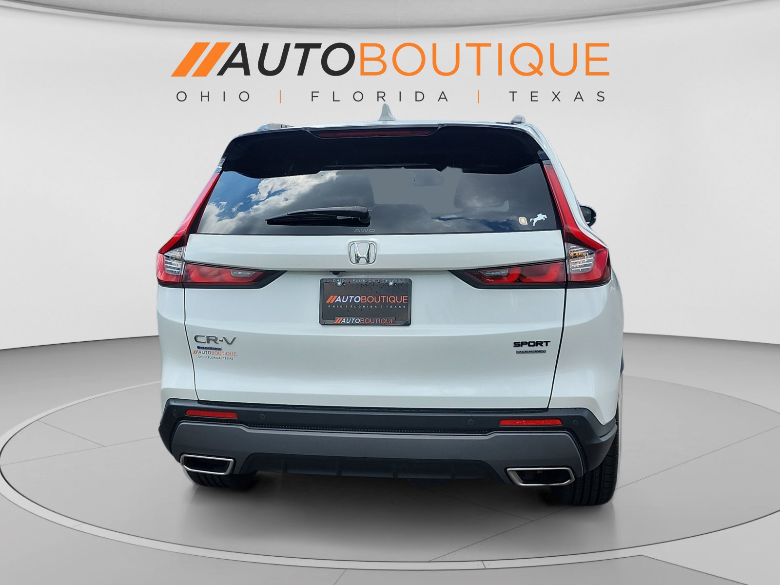 Used 2024 Honda CR-V Sport Touring image 4