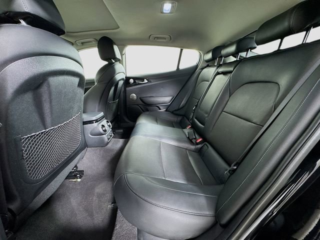 Used 2018 Kia Stinger Premium image 27