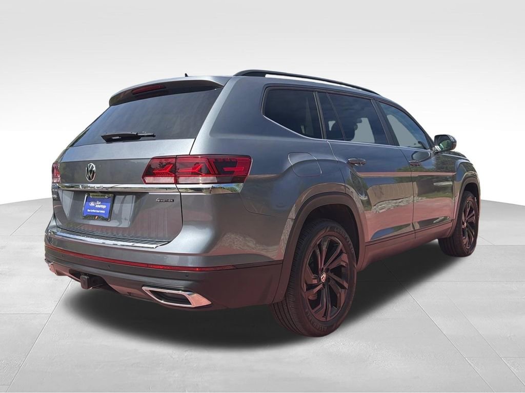 Used 2023 Volkswagen Atlas SE w/ Black Wheel Package AWD/4WD image 8