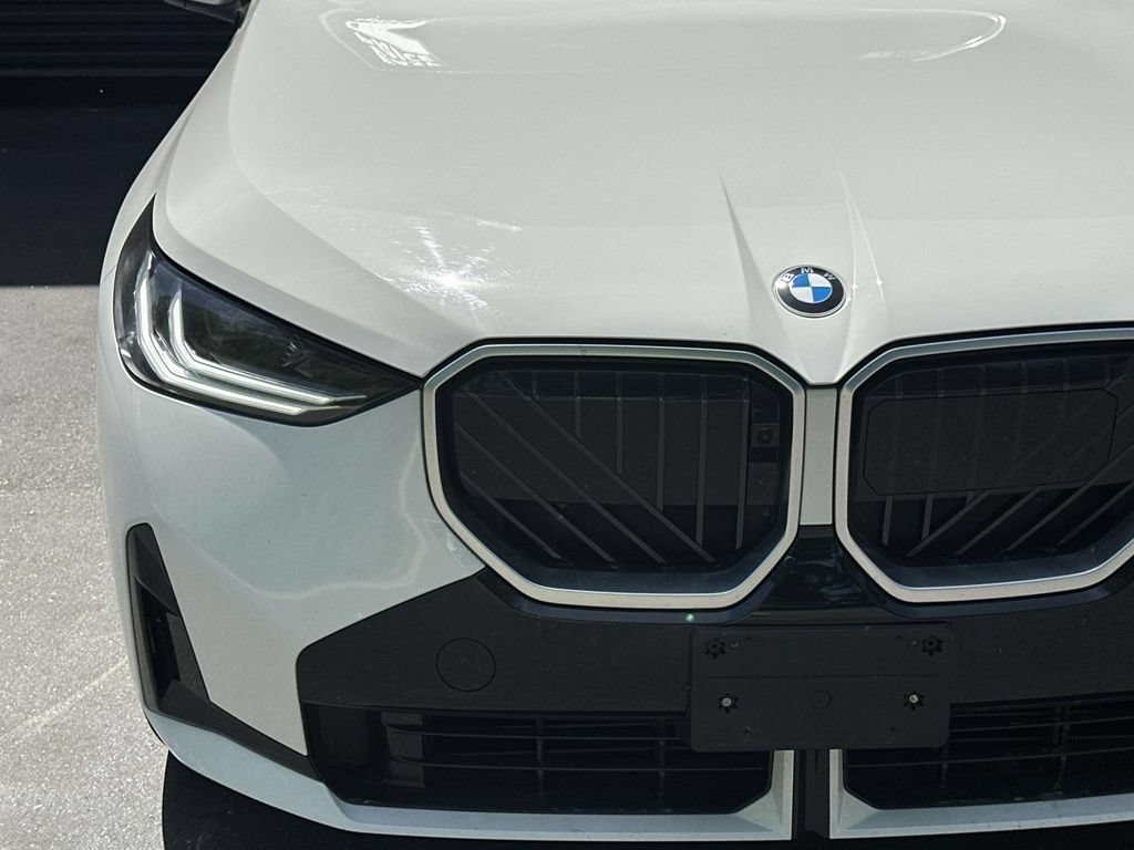 Used 2025 BMW X3 xDrive30i AWD/4WD image 10