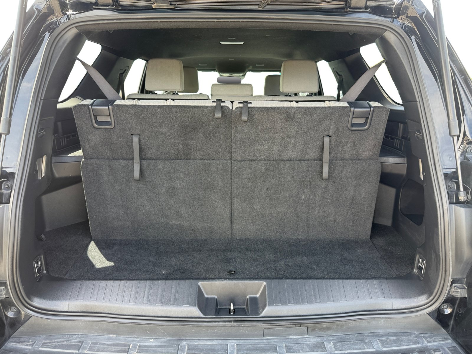 Used 2025 Toyota 4Runner SR5 AWD/4WD image 17