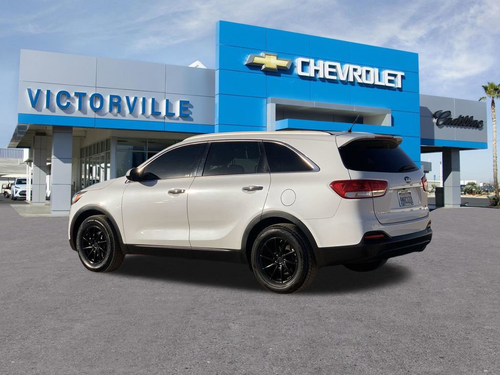 Used 2017 Kia Sorento LX FWD image 6