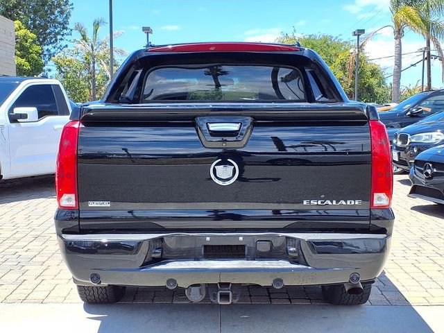 Used 2012 Cadillac Escalade EXT Luxury AWD/4WD image 4