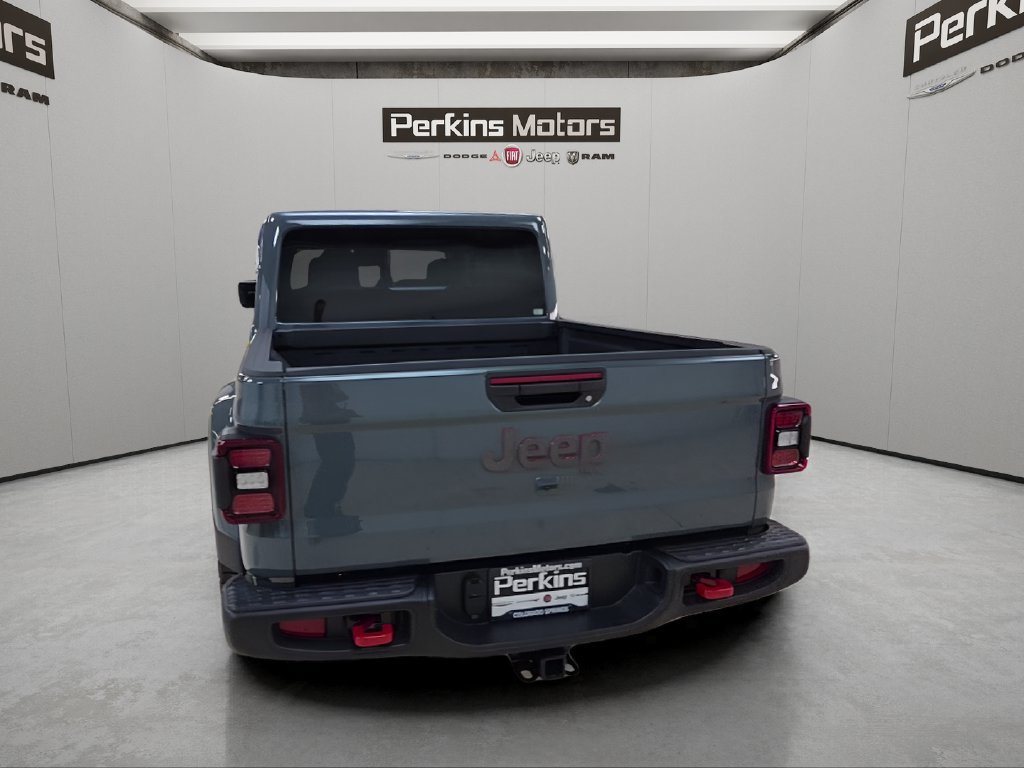 New 2026 Jeep Gladiator Rubicon w/ Steel Power Dome Hood Package AWD/4WD image 4