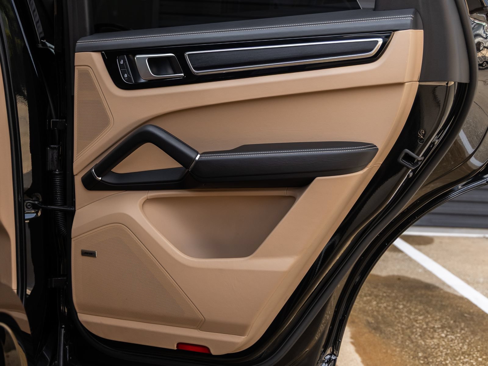 Certified 2023 Porsche Cayenne GTS AWD/4WD image 39