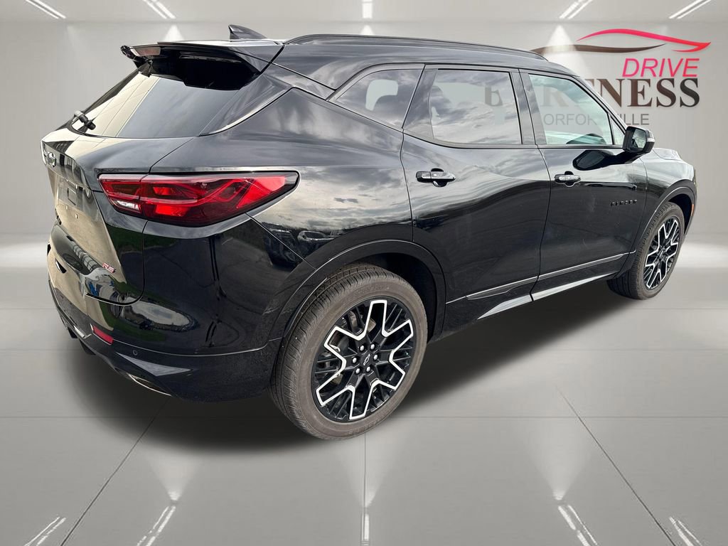 Certified 2024 Chevrolet Blazer RS w/ Driver Confidence II Package image 8
