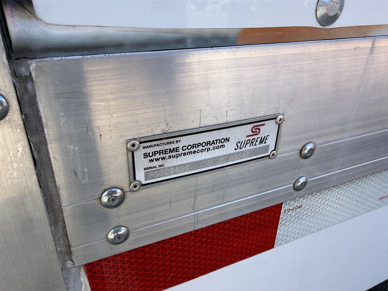 Used 2022 Chevrolet Express 3500 w/ Power Convenience Package RWD image 11