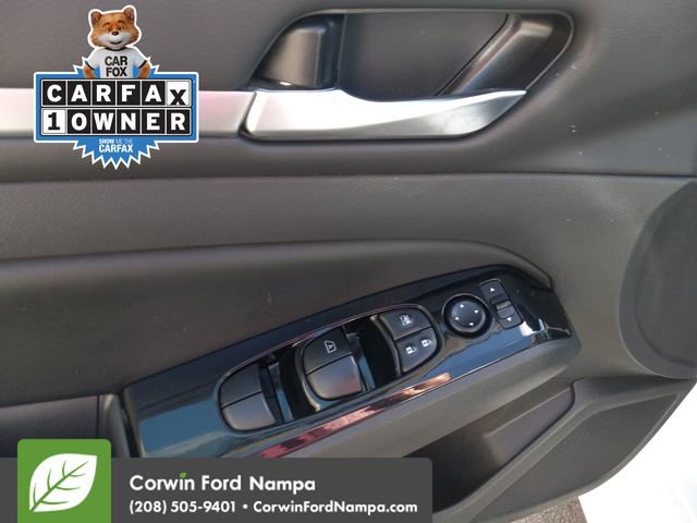 Used 2024 Nissan Altima 2.5 SR image 11