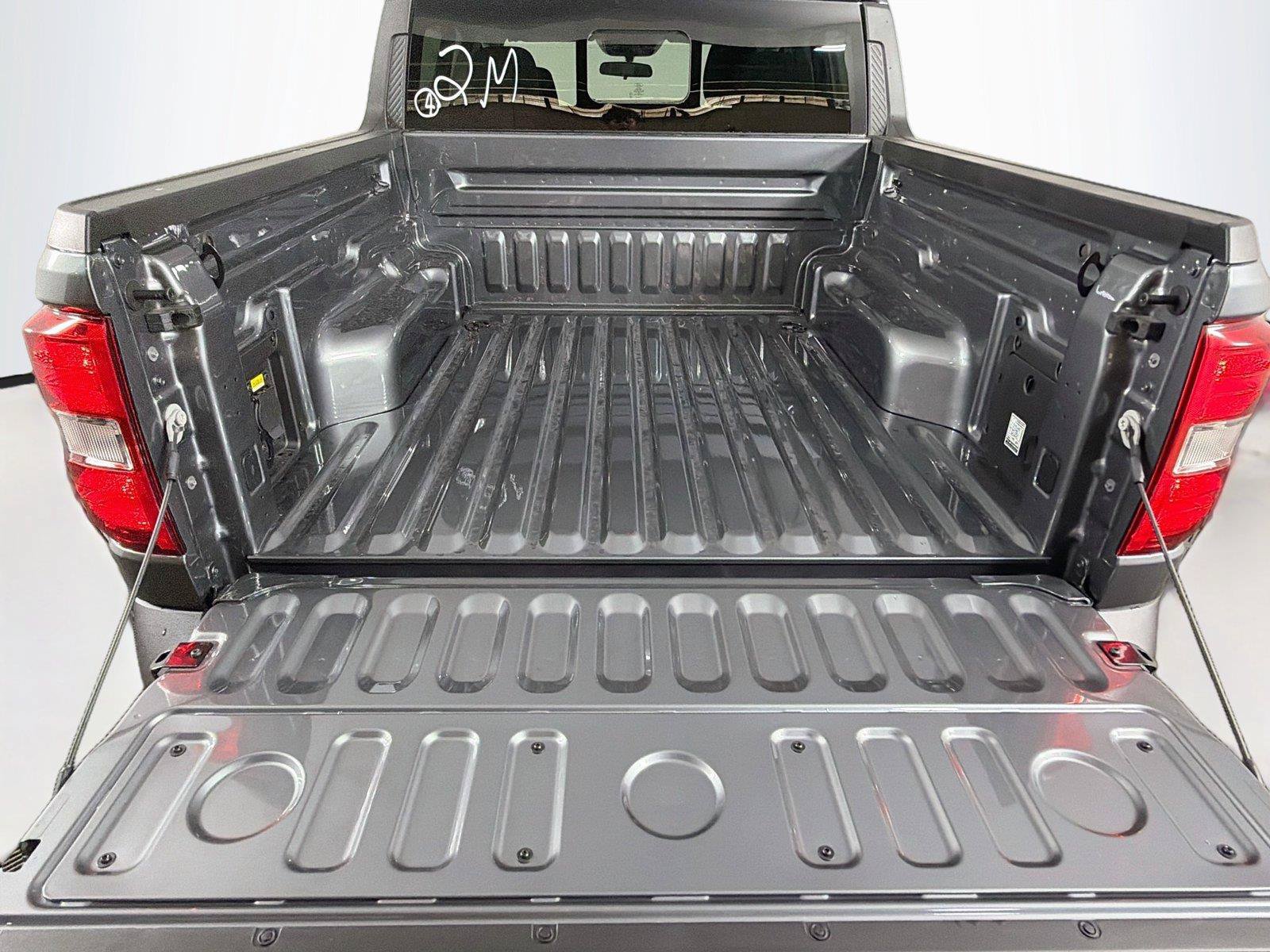 New 2026 Ford Maverick XLT w/ XLT Luxury Package FWD image 14