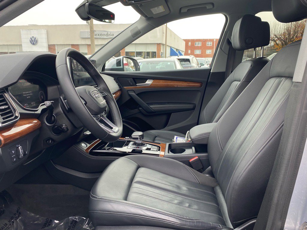 Used 2023 Audi Q5 2.0T Premium Plus w/ Premium Plus Package image 13