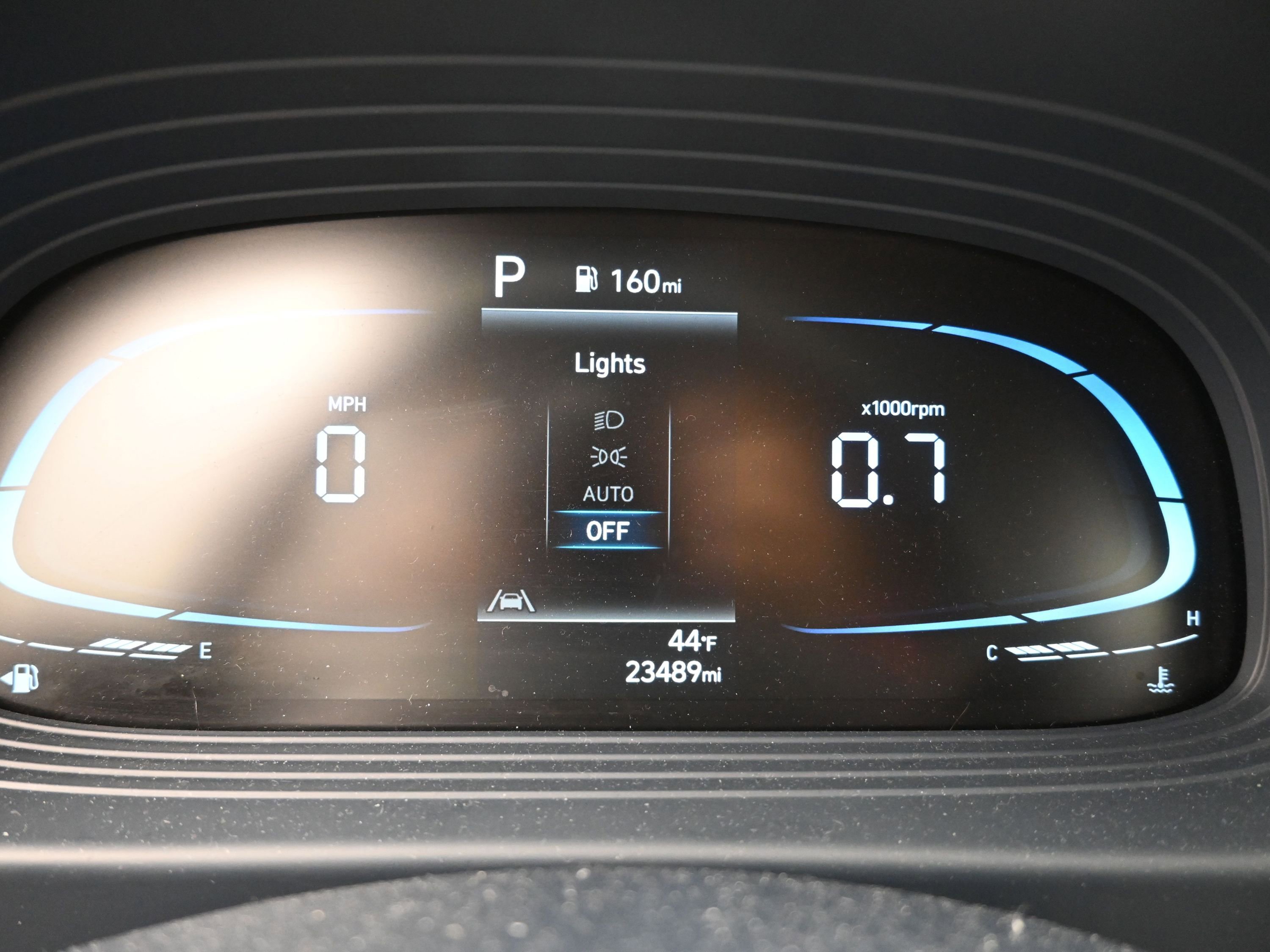 Used 2023 Hyundai Venue Limited w/ Cargo Package image 18