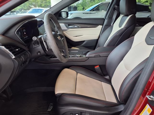 Used 2023 Cadillac CT5 V w/ Premium Package RWD image 4
