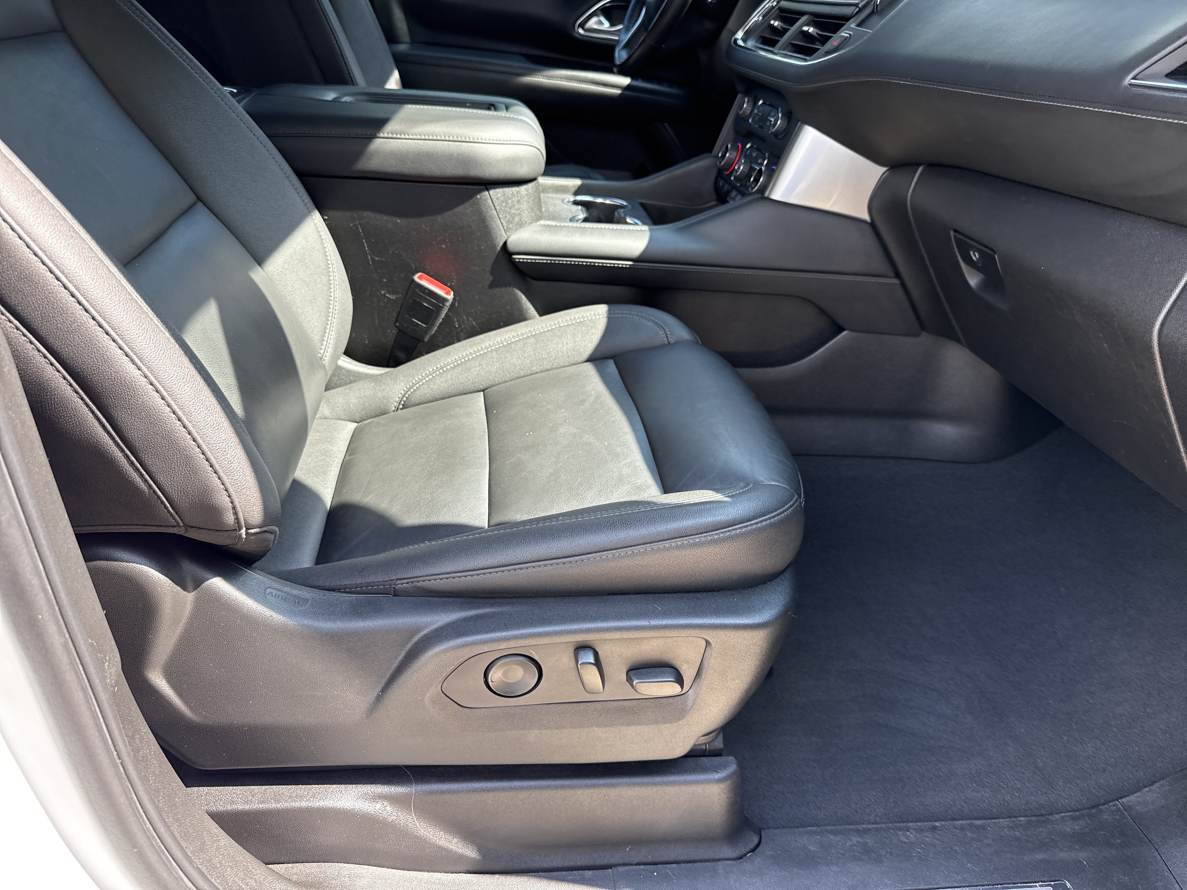 Used 2022 Chevrolet Tahoe LT RWD image 13