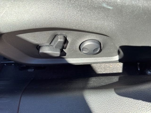 Used 2025 Jeep Compass Trailhawk w/ Trailhawk Elite Group image 33