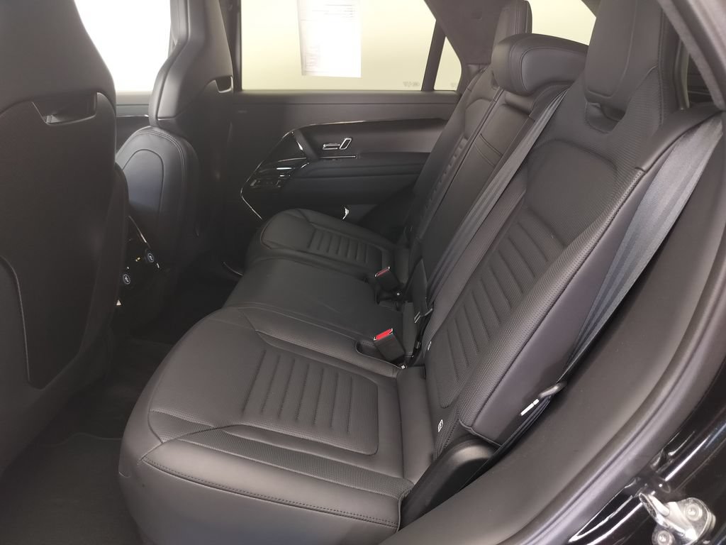 Used 2024 Land Rover Range Rover Sport AWD/4WD image 19