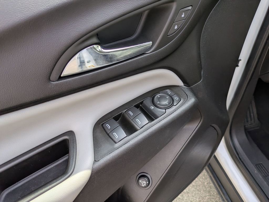 Used 2024 Chevrolet Equinox LT image 13