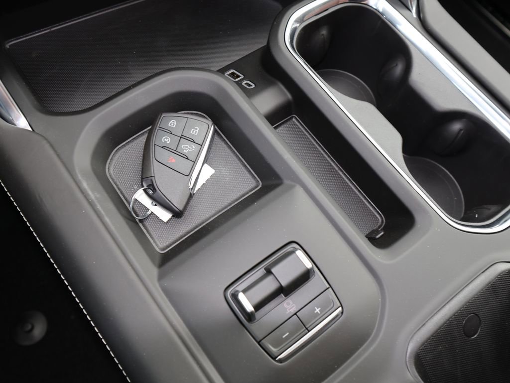 New 2026 GMC Sierra 3500 Denali Ultimate AWD/4WD image 24
