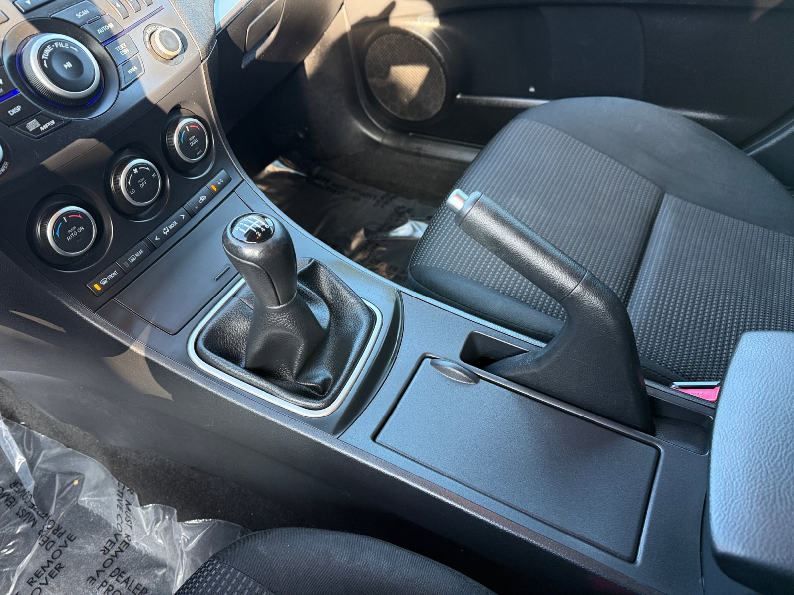 Used 2013 MAZDA MAZDA3 i Touring image 13