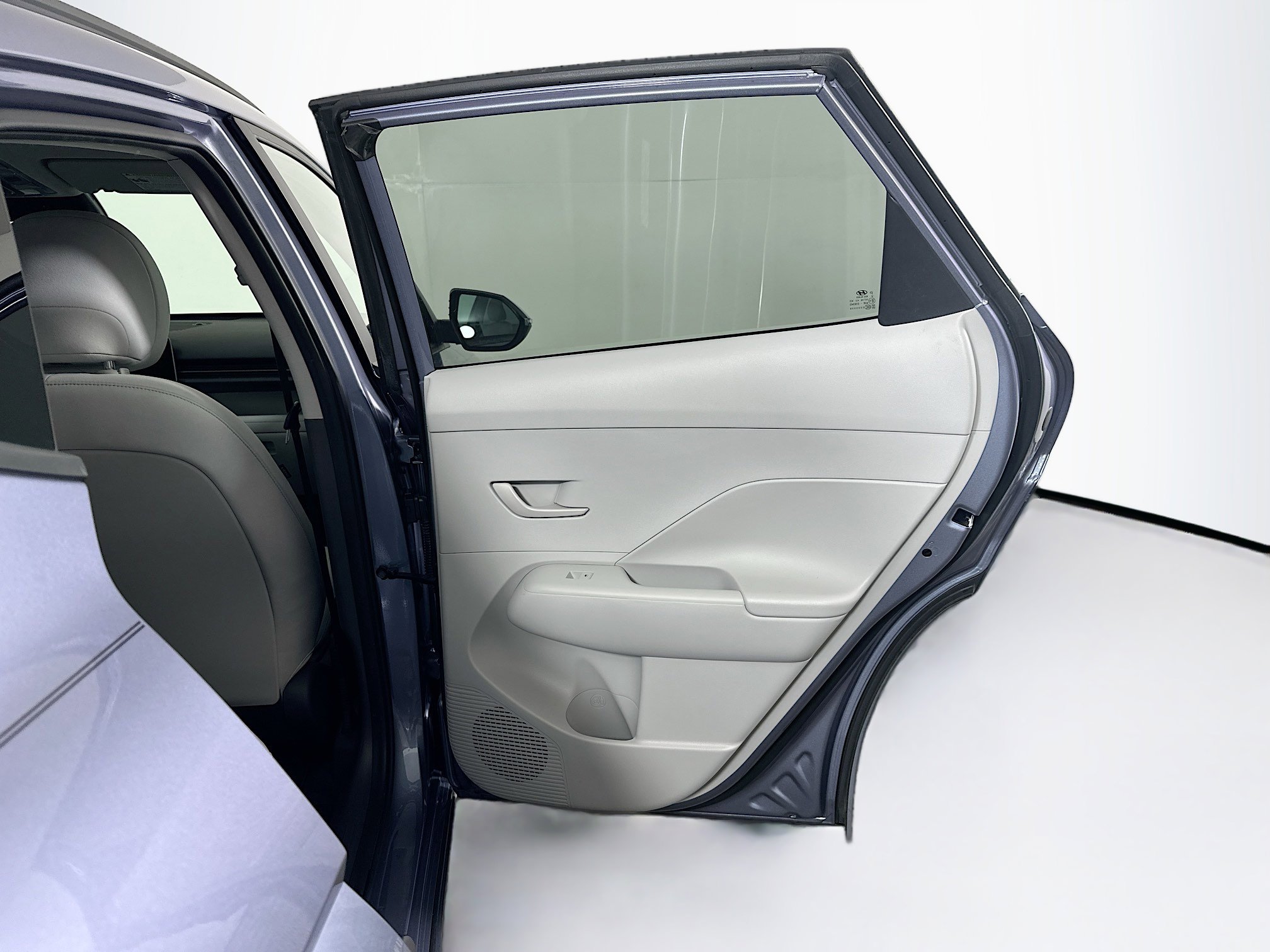 Used 2024 Hyundai Kona SEL FWD image 29