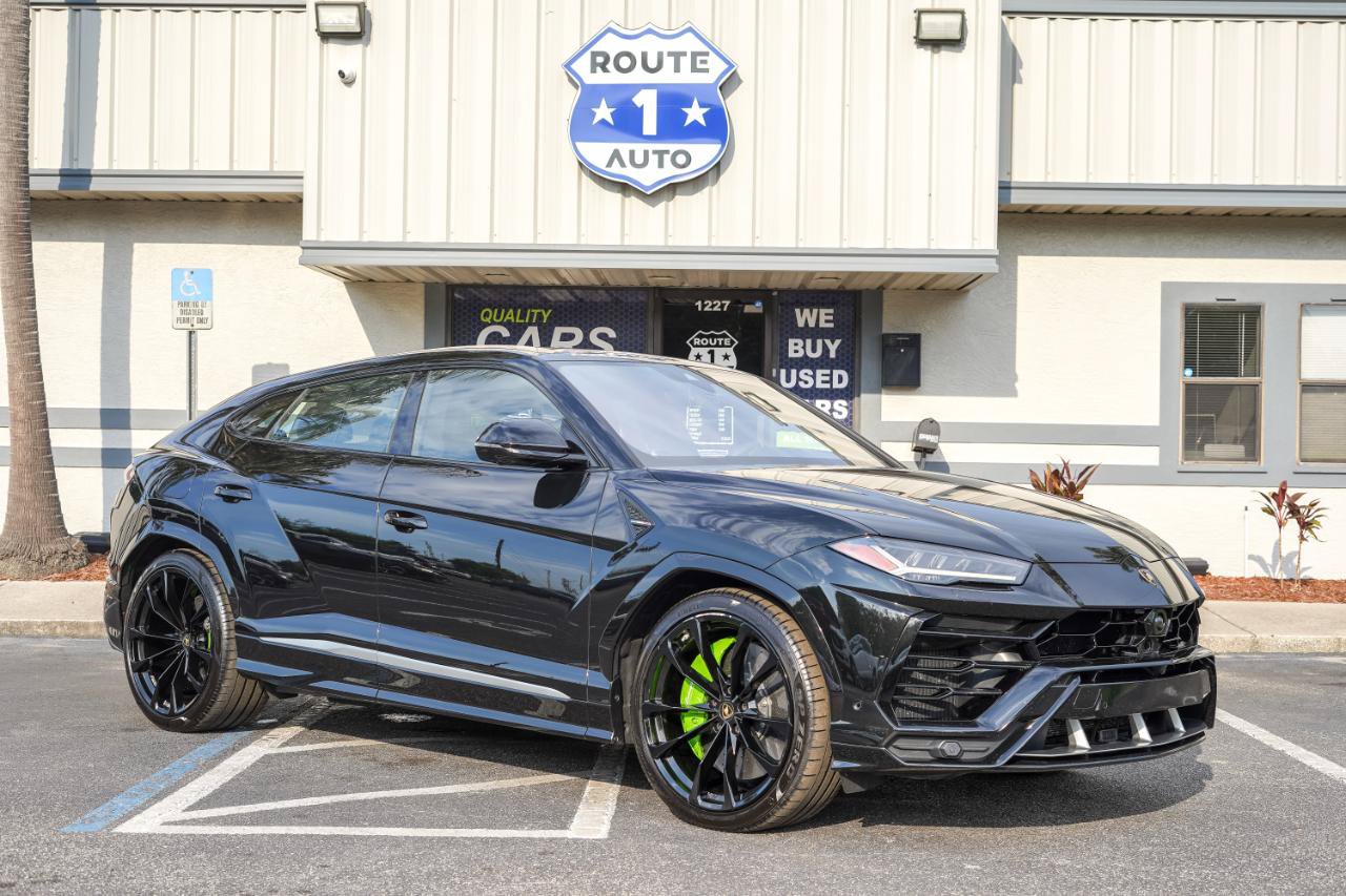 Used 2019 Lamborghini Urus AWD/4WD image 4