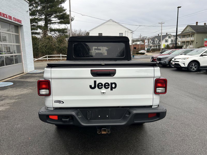 Used 2021 Jeep Gladiator Sport image 7