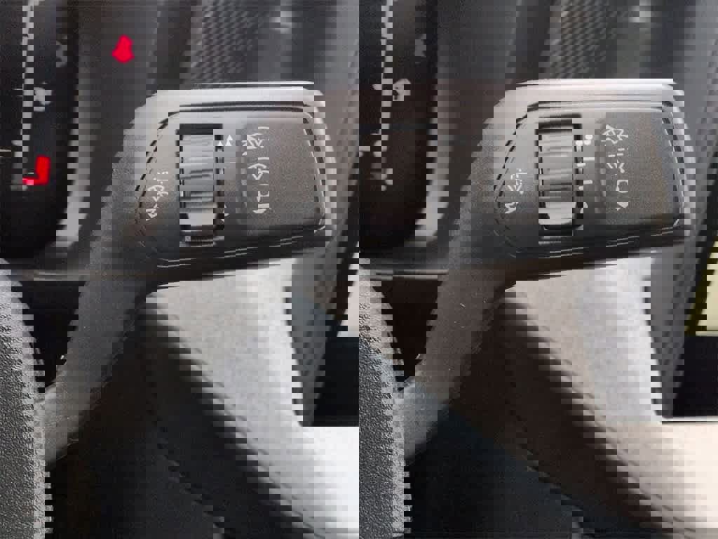 New 2025 Ford Maverick XLT image 26