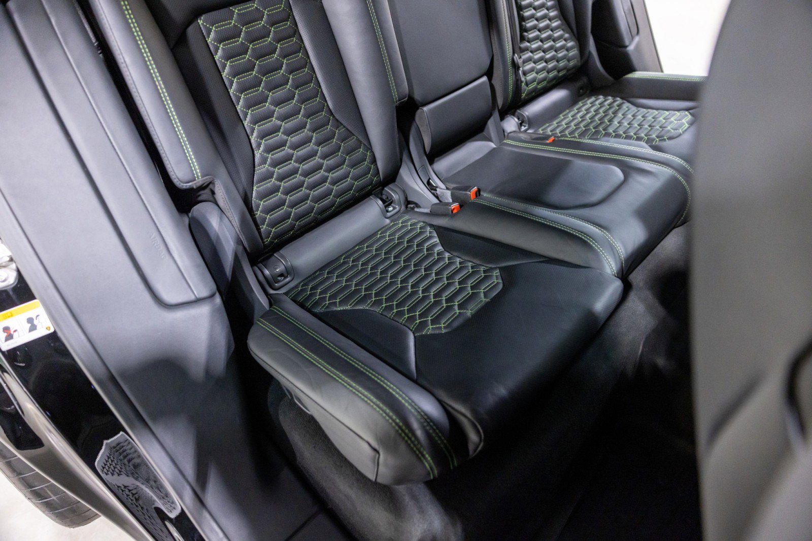 Used 2022 Lamborghini Urus image 33