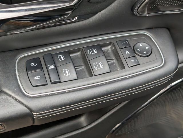 Used 2022 RAM 1500 Limited image 11