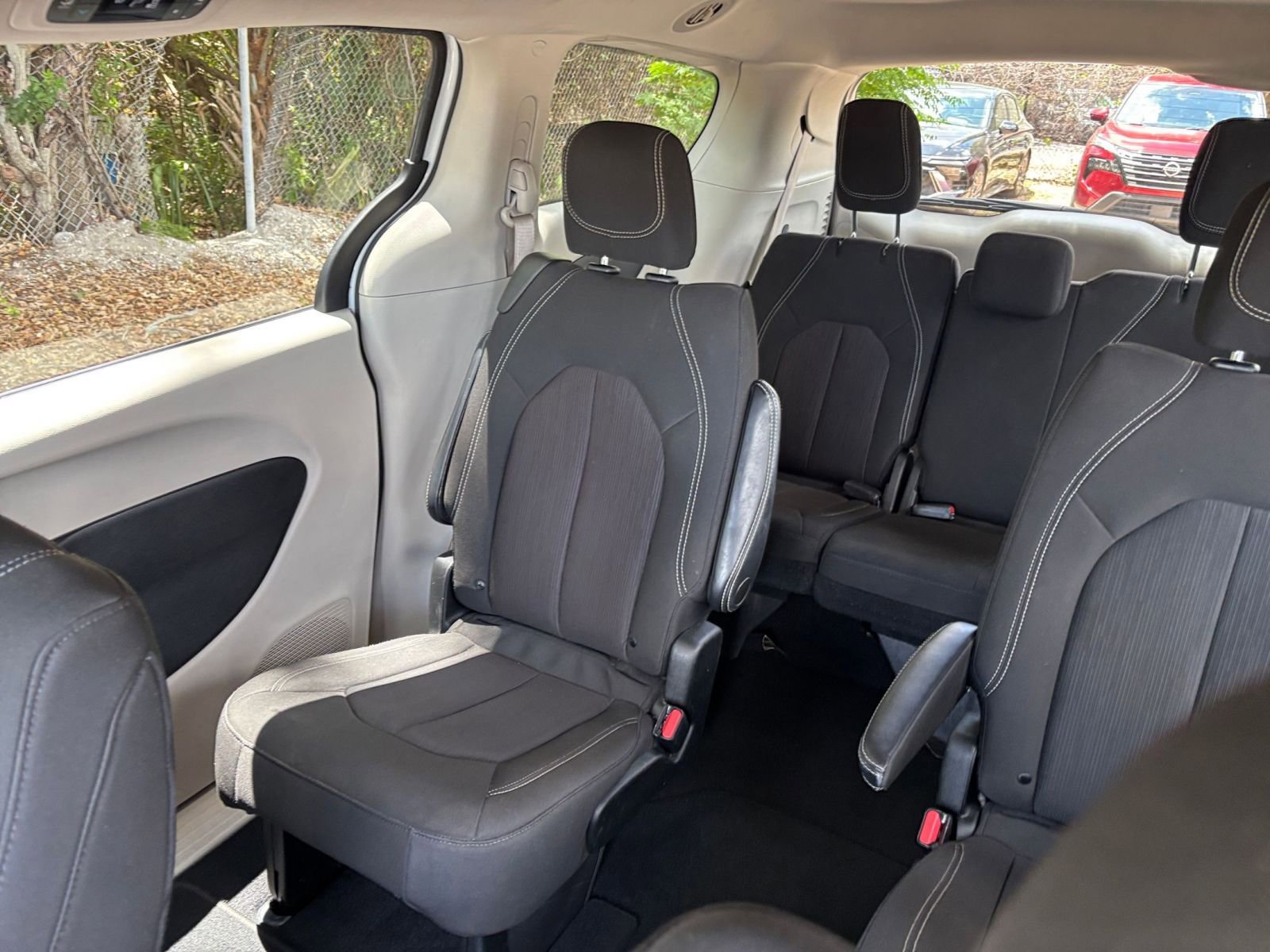 Used 2023 Chrysler Voyager LX FWD image 42