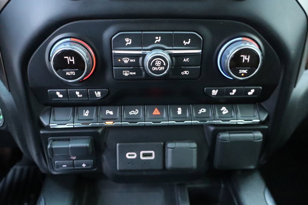 Used 2021 Chevrolet Silverado 2500 High Country w/ Technology Package image 27