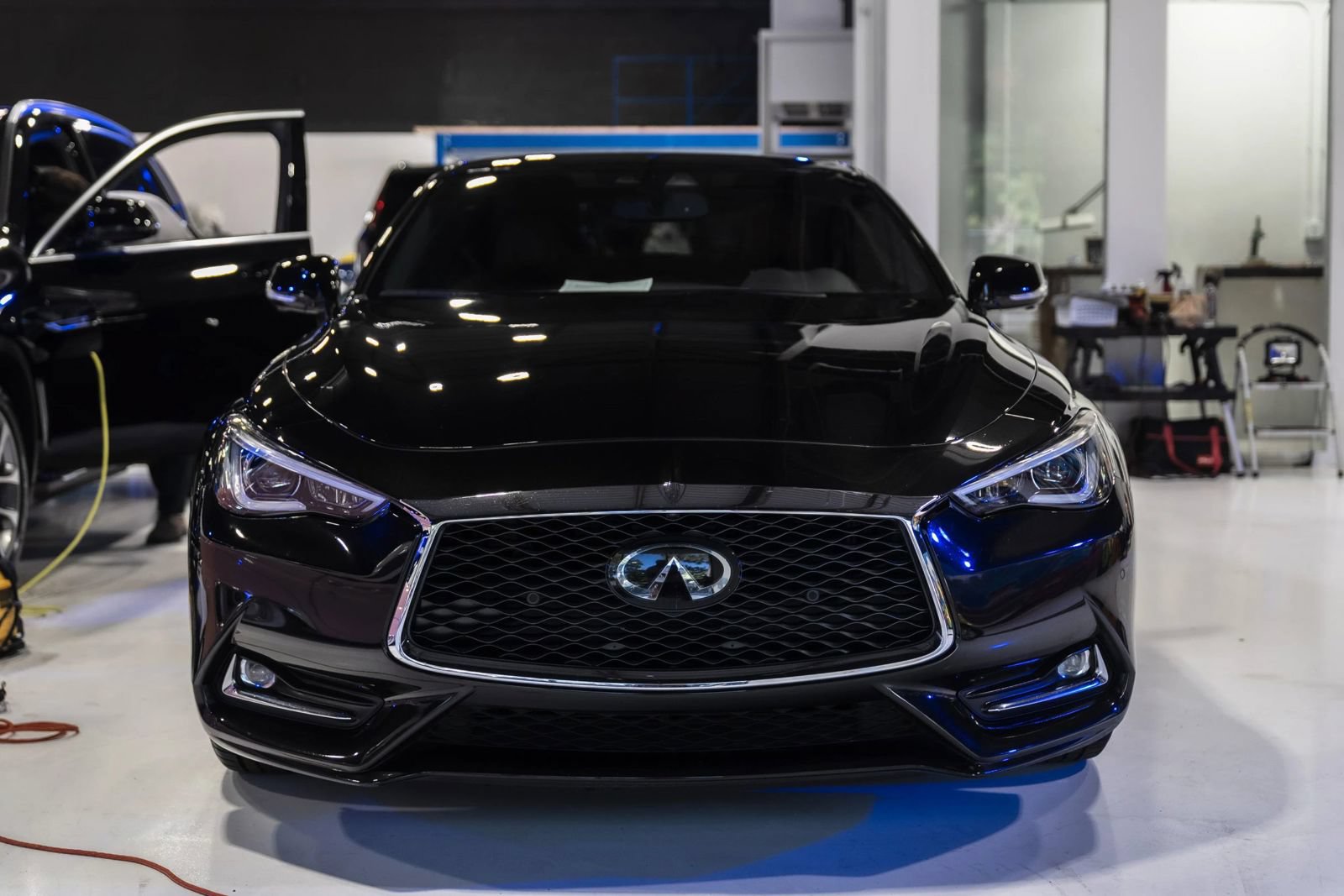 Used 2019 INFINITI Q60 Red Sport 400 w/ Proactive Package RWD image 3