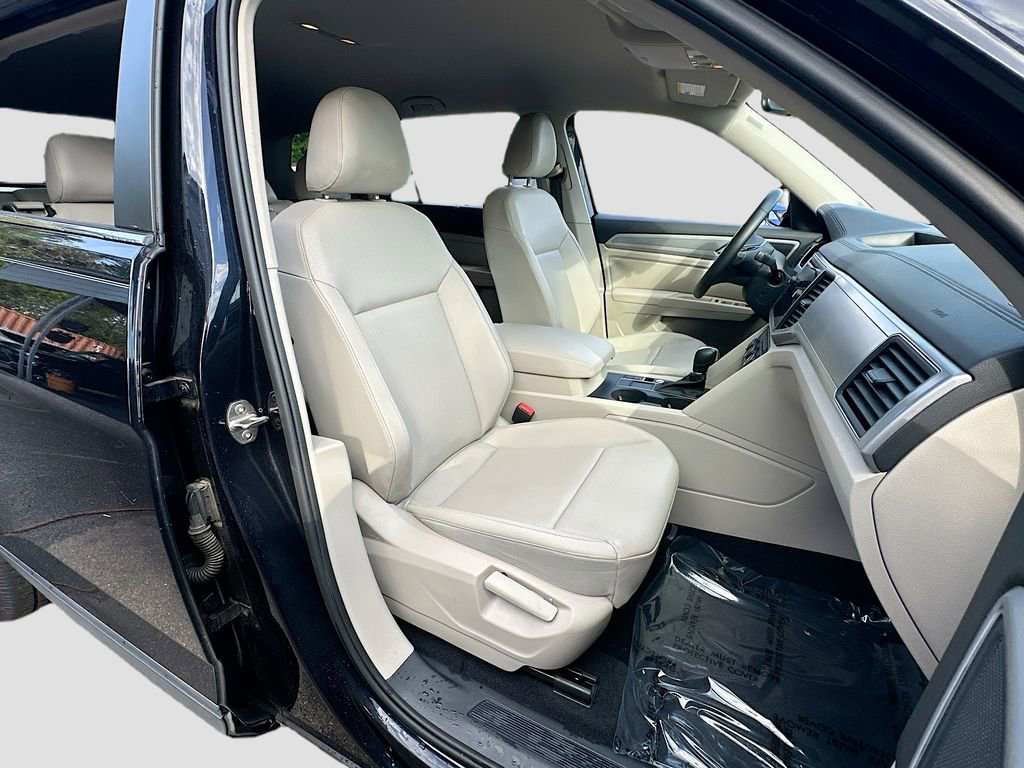 Used 2019 Volkswagen Atlas SE w/ Towing Package image 27