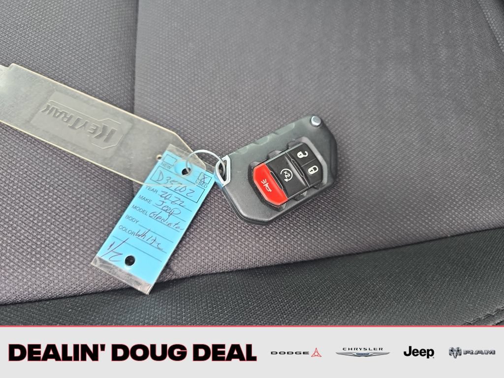 Used 2022 Jeep Gladiator Overland AWD/4WD image 30