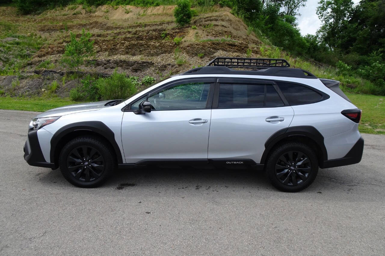 Used 2023 Subaru Outback Onyx Edition AWD/4WD image 1