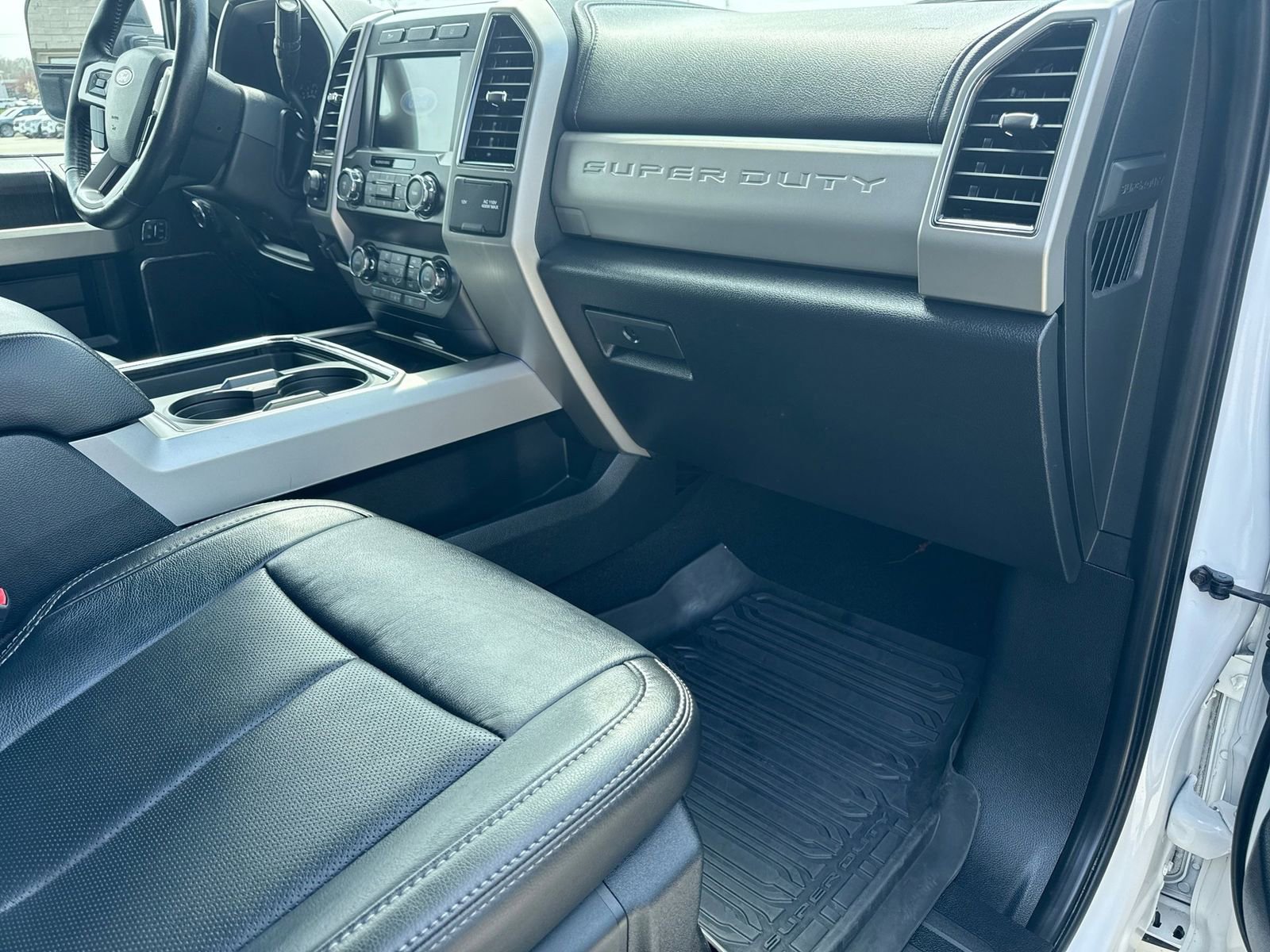 Used 2020 Ford F250 Lariat AWD/4WD image 8