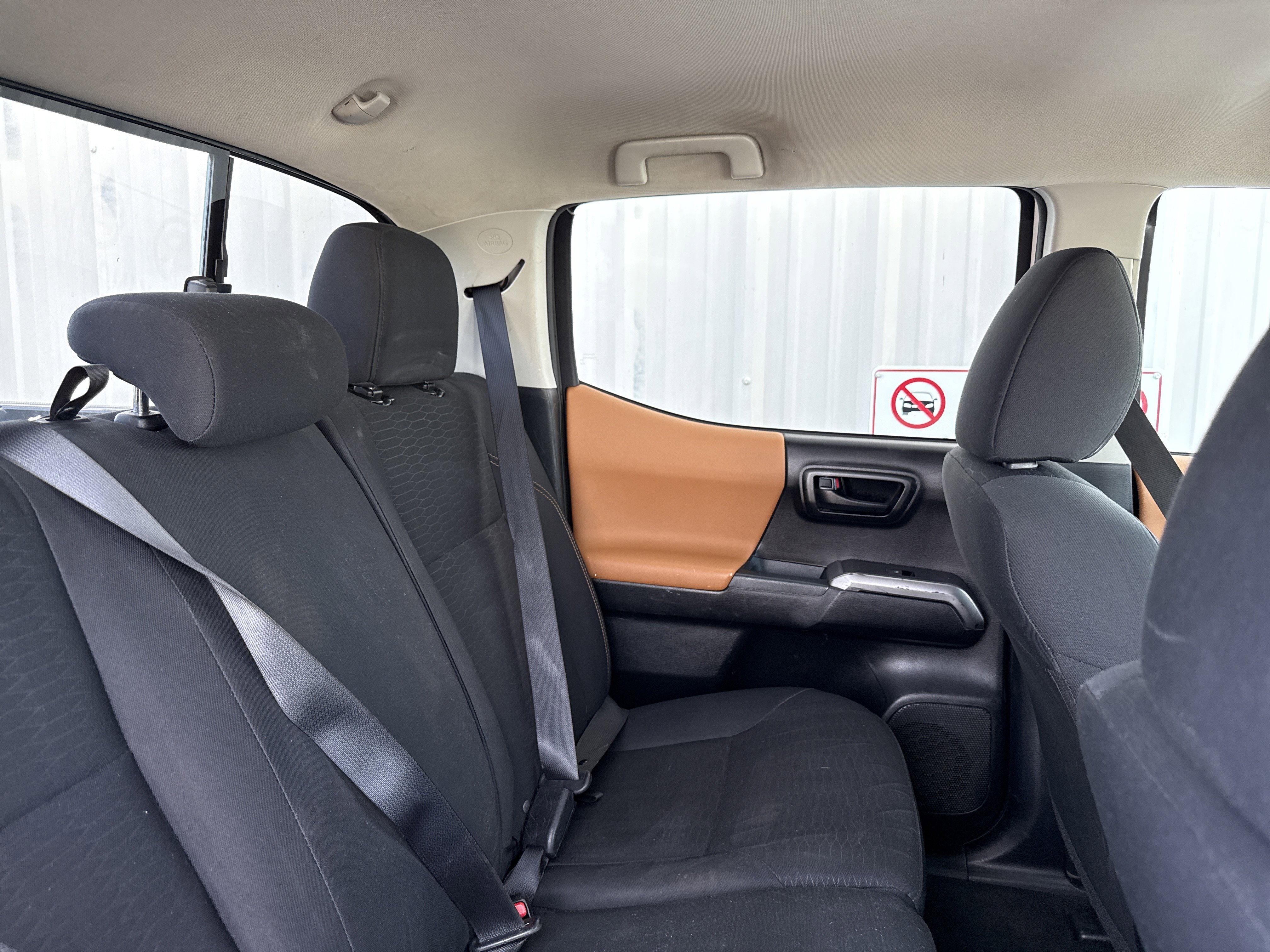 Used 2017 Toyota Tacoma SR5 w/ Tow Package image 35