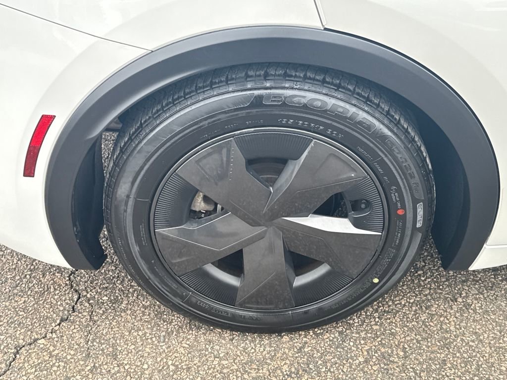 Used 2023 Toyota Prius Prime SE image 39