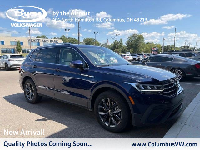 Used 2024 Volkswagen Tiguan SE