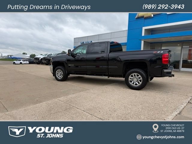 Certified 2018 Chevrolet Silverado 2500 LT w/ LT Convenience Package AWD/4WD image 3