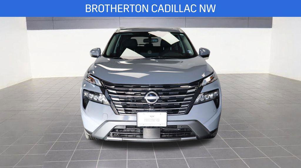 Used 2025 Nissan Rogue SL w/ SL Premium Package image 11