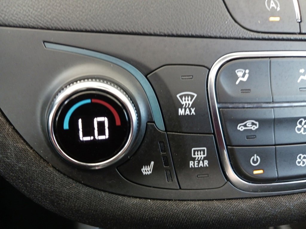 Used 2023 Chevrolet Malibu LT image 21